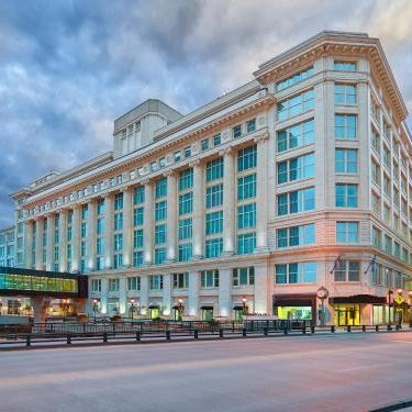 Residence Inn by Marriott Milwaukee Downtown