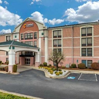 Comfort Inn & Suites Lake Norman Thumbnail