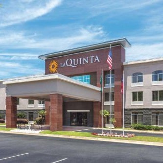 La Quinta by Wyndham Columbus North Thumbnail