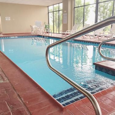 Wingate by Wyndham Louisville East Thumbnail