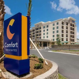 Comfort Inn & Suites Gulf Shores East Beach near Gulf State Park Thumbnail