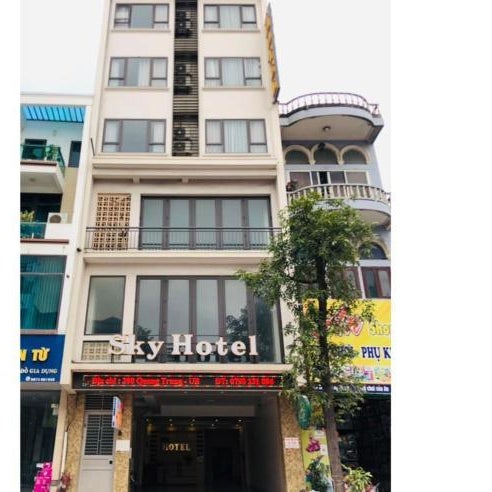 Sky hotel 390 QUang Trung Thành phố Uông Bí tỉnh Quảng Ninh