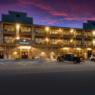 Best Western Bandera Suites & Saloon Thumbnail