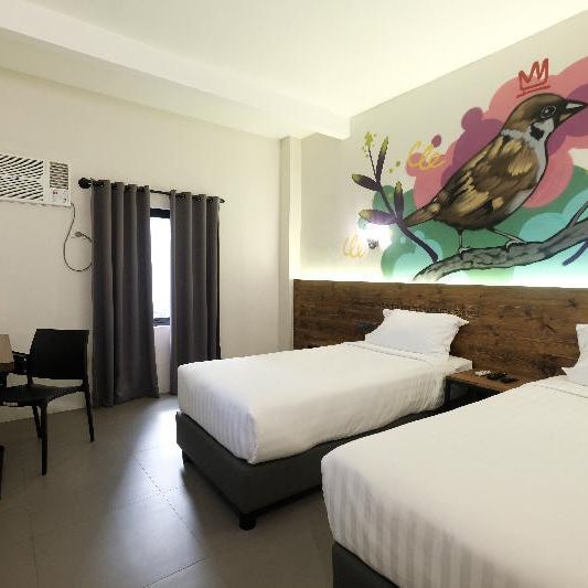 U Hotels Makati Thumbnail