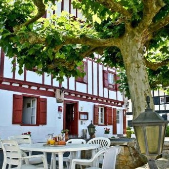 Logis Hôtel Baratxartea