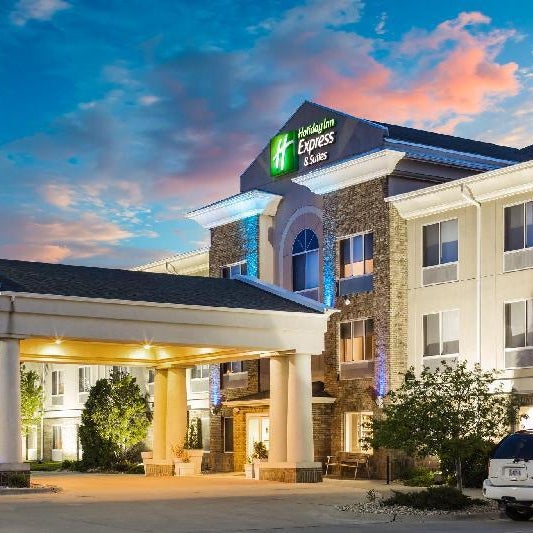 Holiday Inn Express Hotel & Suites Bellevue-Omaha Area By IHG Thumbnail