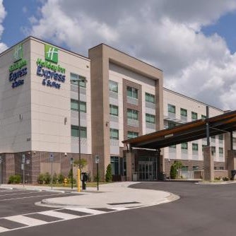 Holiday Inn Express & Suites Charlotte - Ballantyne by IHG Thumbnail