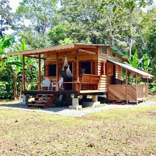 Casita del Mar- Caribbean Beachfront Bungalow in Chiquita Beach