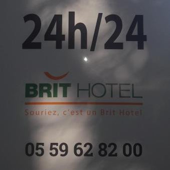 Brit Hotel Confort Pau Lons