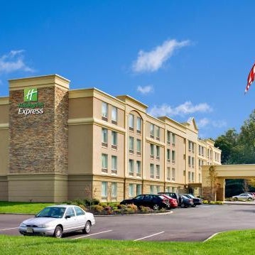 Holiday Inn Express & Suites West Long Branch - Eatontown By IHG Thumbnail