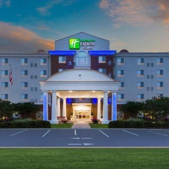 Holiday Inn Express and Suites - Petersburg - Fort Lee by IHG Thumbnail