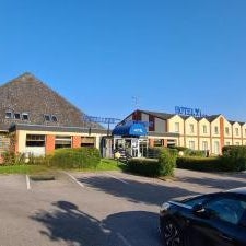 Hostellerie Saint Vincent Beauvais Aeroport Thumbnail