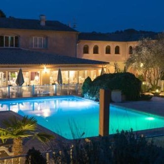 Logis Hostellerie De L'Abbaye