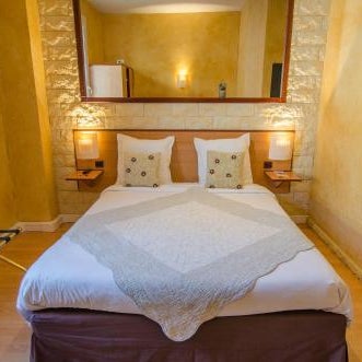 Hôtel Bosquet Pau Centre - Self Check In Budget Hotel