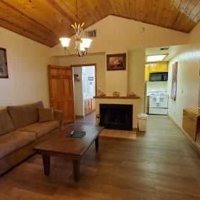 Kernville Inn Thumbnail