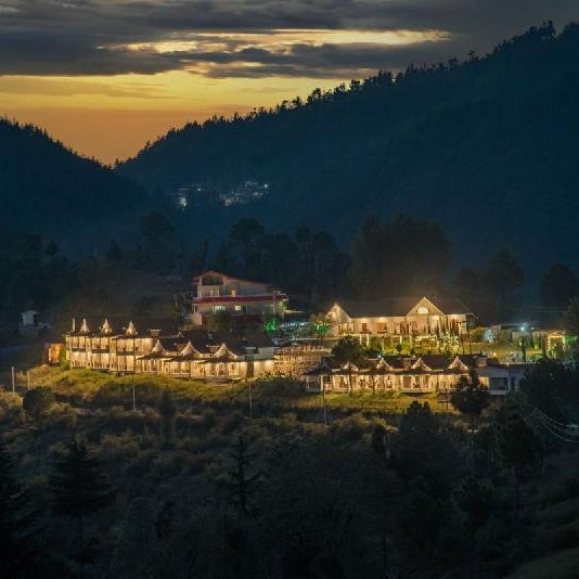 Chails Hamlet Resort