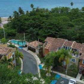 Landing 203 | Rooftop, Pool & Near Sandy Beach