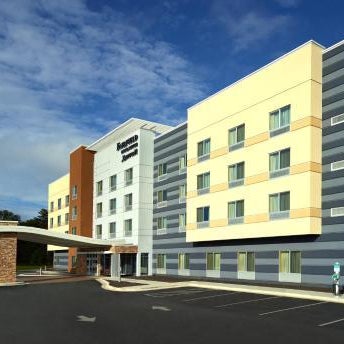 Fairfield Inn & Suites by Marriott Hendersonville Flat Rock Thumbnail