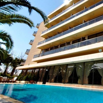 Golden Sun Hotel