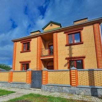Apartment complex Thumbnail