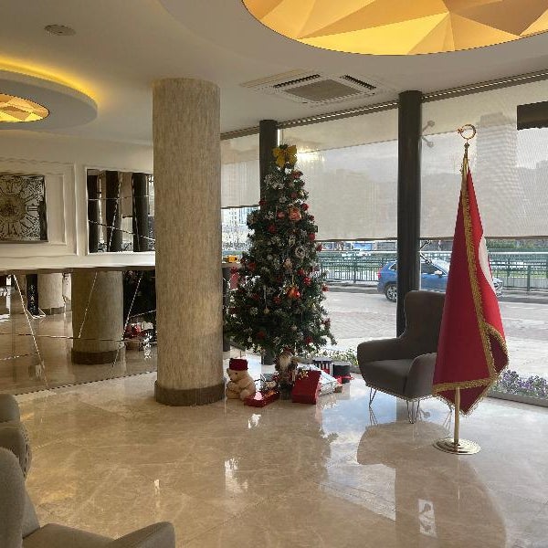 LE LUXE suites hotel SPA Thumbnail