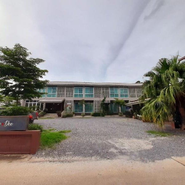 Mon-Dee Mini Hotel