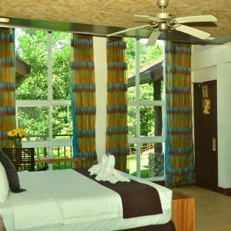 West 35 Eco Mountain Resort