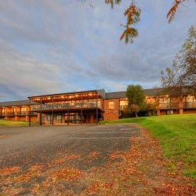 Blue Jacket Motel