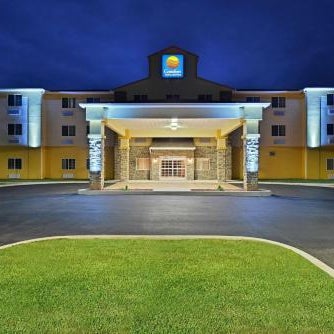 Days Inn & Suites by Wyndham Manheim Lebanon Thumbnail