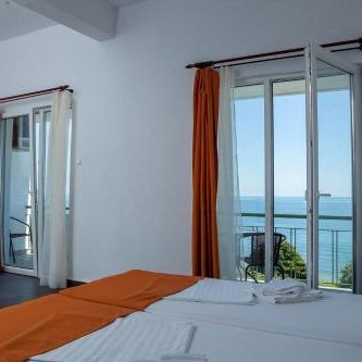 Hotel Cosmos Thumbnail