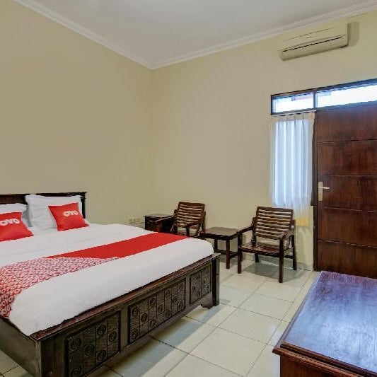 RedDoorz Syariah at Hotel Pandan Wangi near Alun Alun Sidoarjo Thumbnail