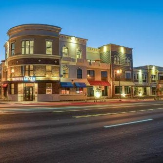 Hotel Lexen Newhall & Santa Clarita - Near Six Flags Magic Mountain Thumbnail