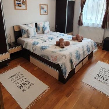 Smiley Apartment Thumbnail