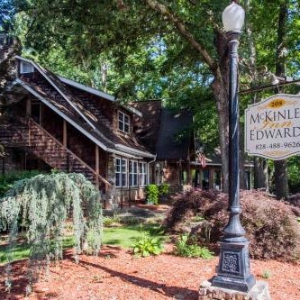 McKinley Edwards Inn Thumbnail