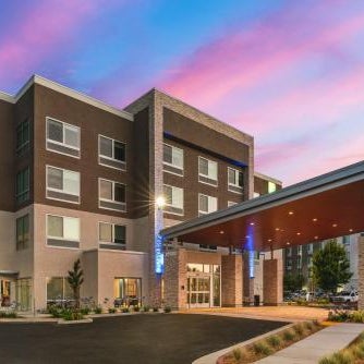 Holiday Inn Express And Suites Suisun City Napa Valley Area By IHG Thumbnail