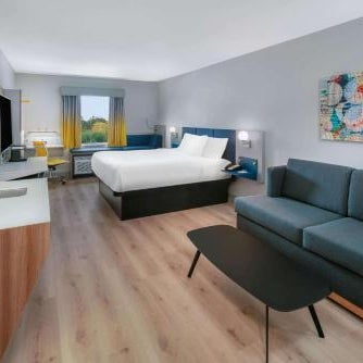 Microtel Inn & Suites by Wyndham Hot Springs Thumbnail