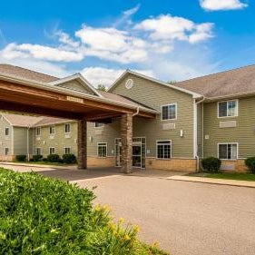Crandon Inn & Suites Thumbnail