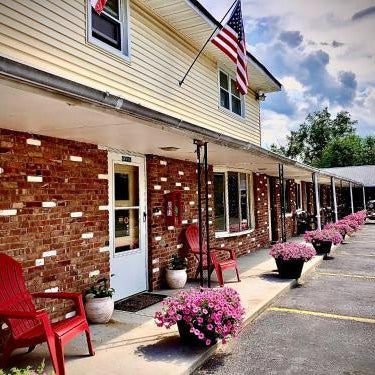 Rolling Hills Motel Thumbnail