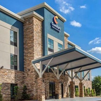 Comfort Inn & Suites Thumbnail