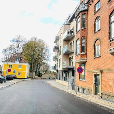 aday - Central cozy and bright apartment Thumbnail