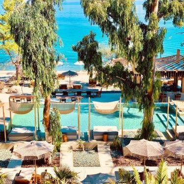 MAKO Sea & Suites