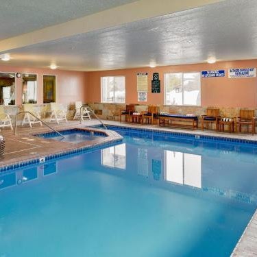 Yellowstone Park Hotel Thumbnail