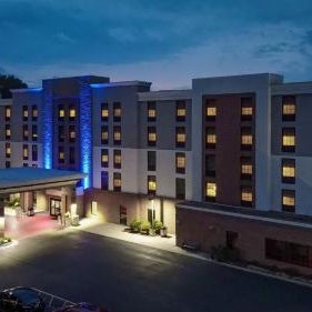 Holiday Inn Express & Suites Newport News By IHG Thumbnail