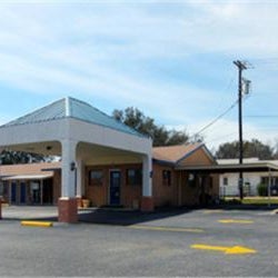 Americas Best Value Inn Comanche Thumbnail