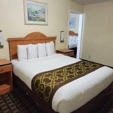 Riverside Inn & Suites Santa Cruz Thumbnail