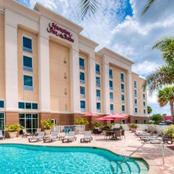 Hampton Inn & Suites Fort Myers-Colonial Blvd. Thumbnail