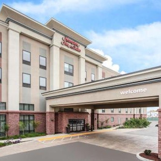 Hampton Inn By Hilton & Suites Watsonville, CA Thumbnail
