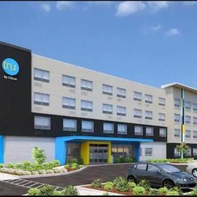 Tru by Hilton Lathrop