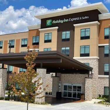 Holiday Inn Express and Suites Ft. Smith Airport By IHG Thumbnail