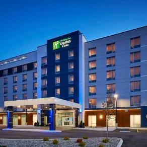 Holiday Inn Express & Suites Windsor East - Lakeshore By IHG